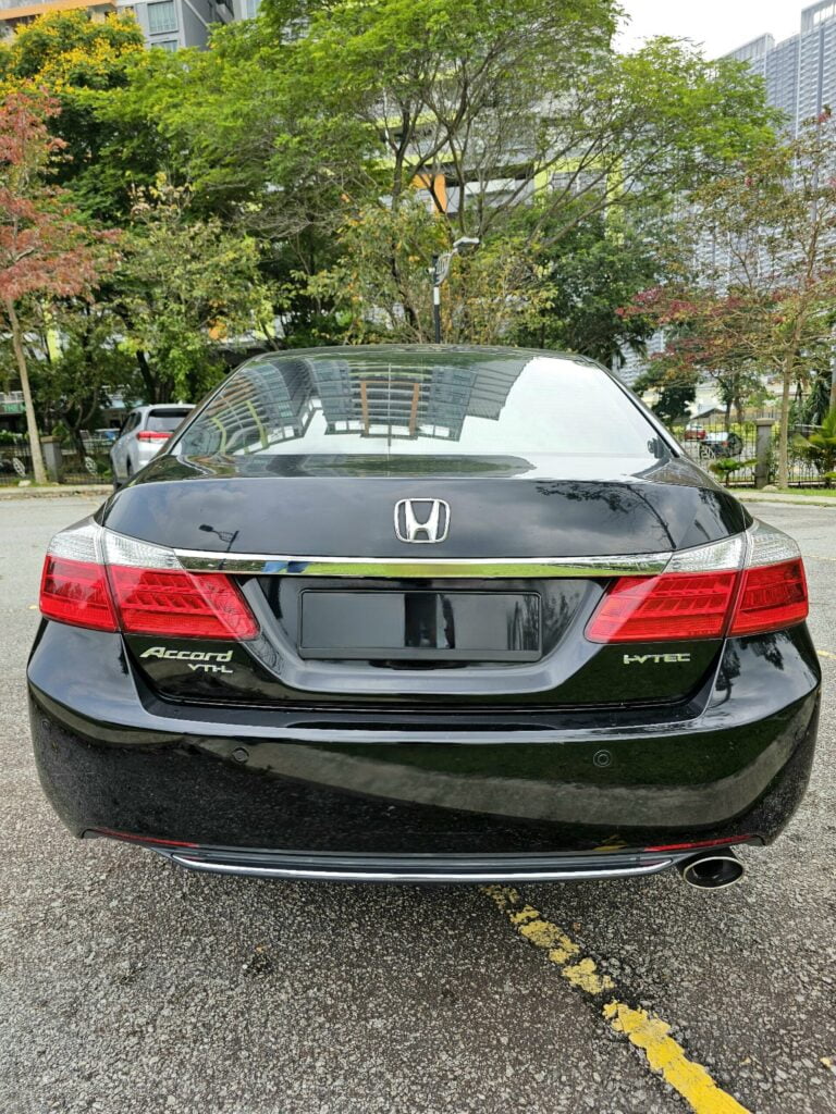 Premium Sedan 10